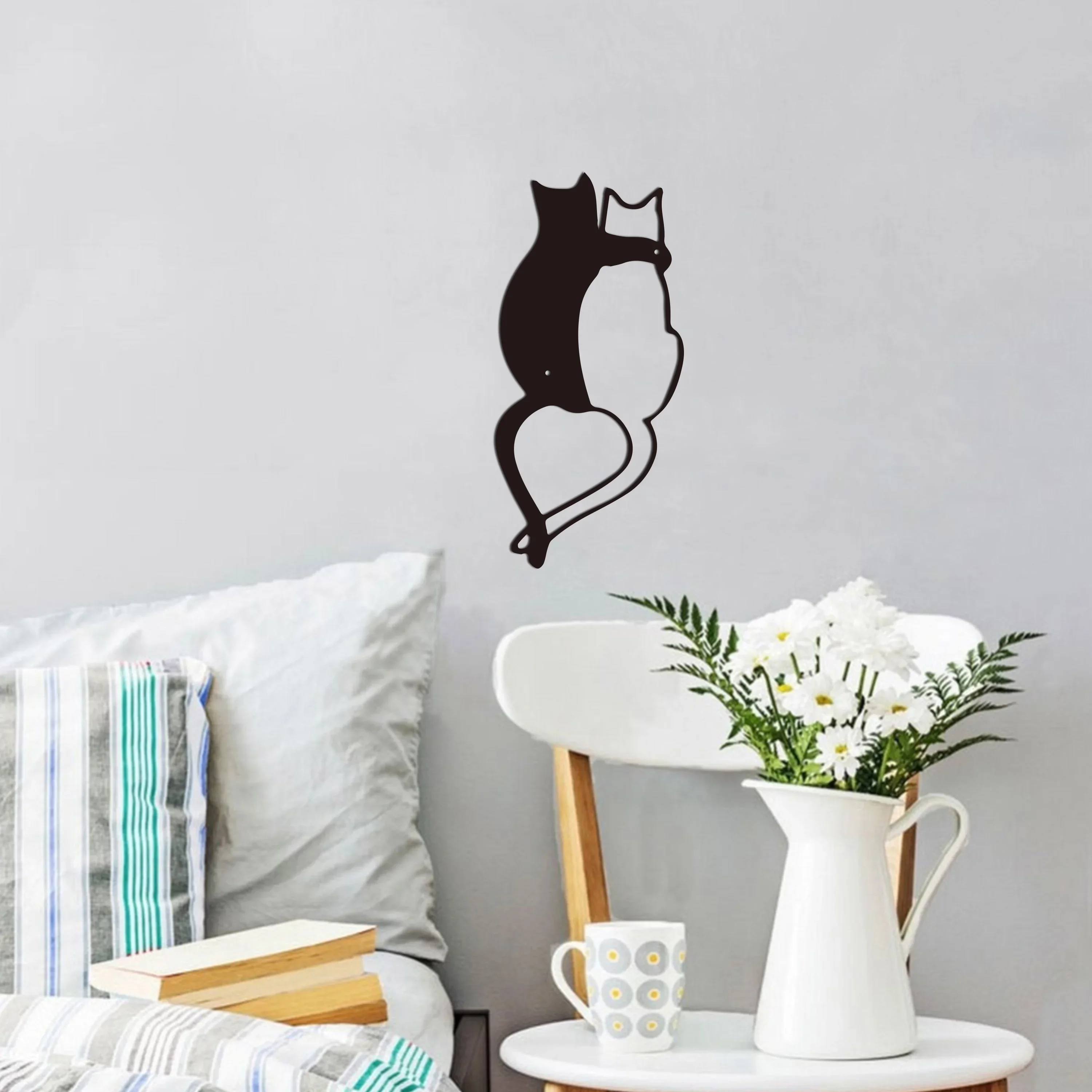 

1pc Intricate Black Metal Wall Decor Featuring Cute Cat And Heart-shaped Tail,Perfect for Cat Lovers,room Decor,Wall Accents