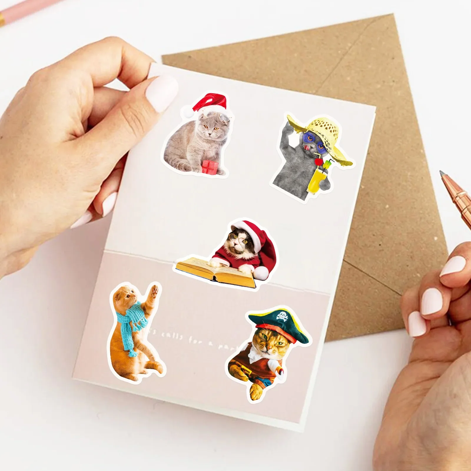 Рисунок 3 - милые наклейки с кошками