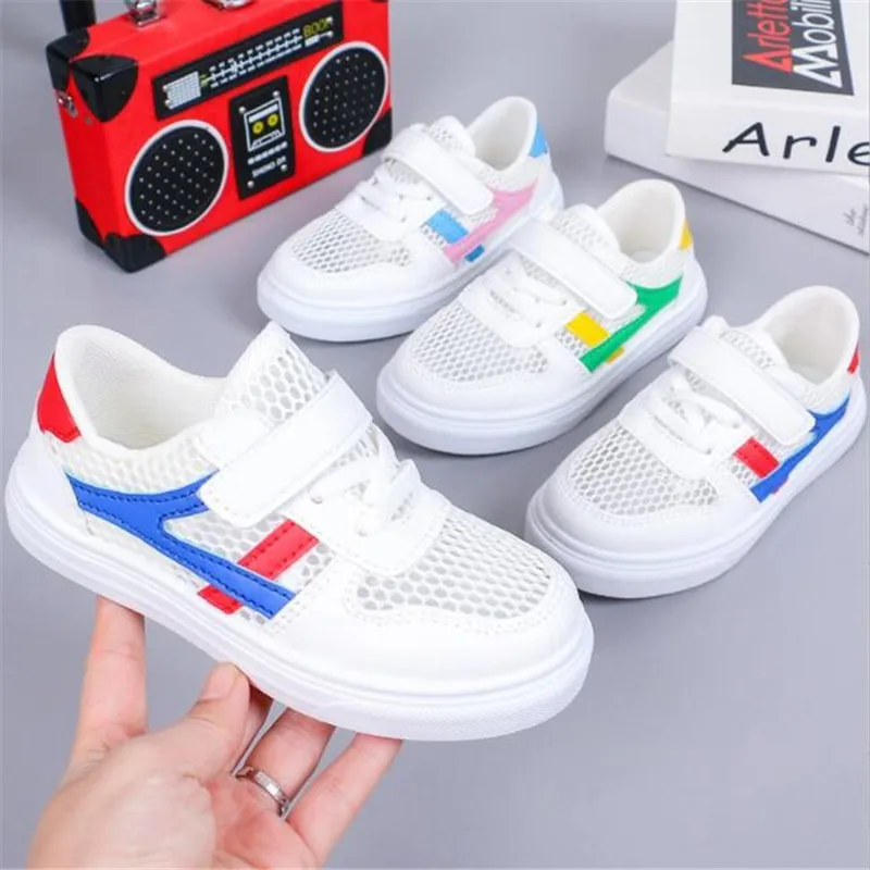 Children's mesh breathable small white shoes boys Non Slip sports shoes girls' hollow mesh Casual shoes campus performance shoes