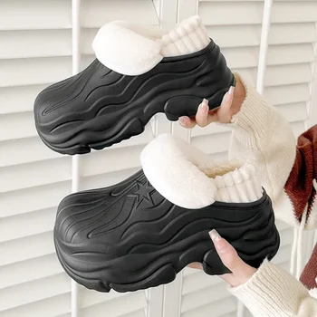 Fashion Chunky Platform Clogs Slippers Women 2025 Winter Waterproof Cotton Slippers Woman Thick Sole Warm Fluffy Garden Shoes