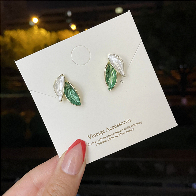 fashion contracted Heart Pearl fine earrings joker sweet elegant temperament Women Drop earrings