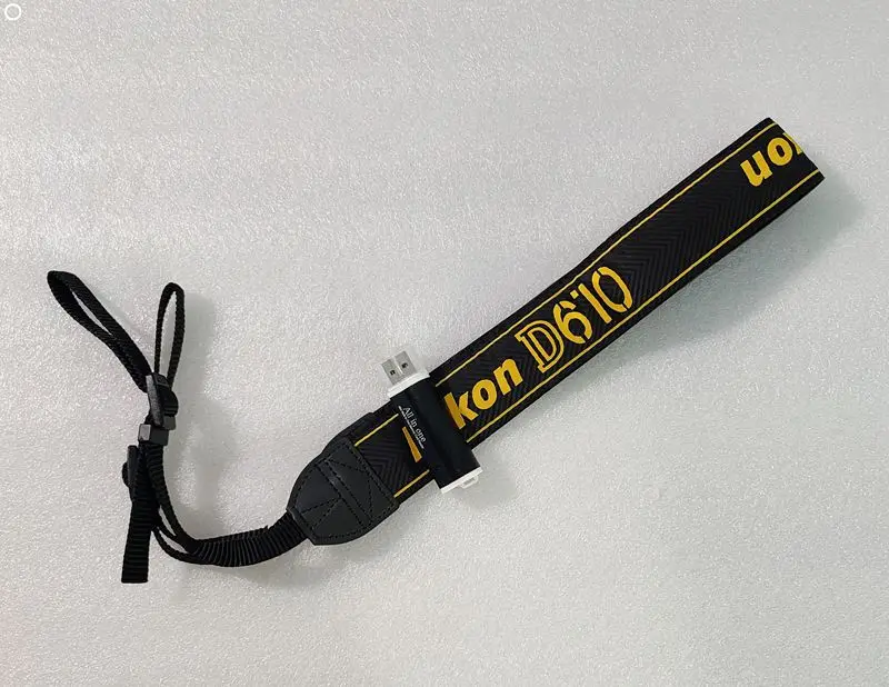 Keple Sangle D'appareil Photo Sangle De Transport D'appareil Photo Bandoulière Courroie De Cou DSLR/SLR Compatible Avec Nikon D5600 Z6 D750 Z50 D5300 D500 D850 D7500 D3300 Z7 D3400 P1000 D7200 P900