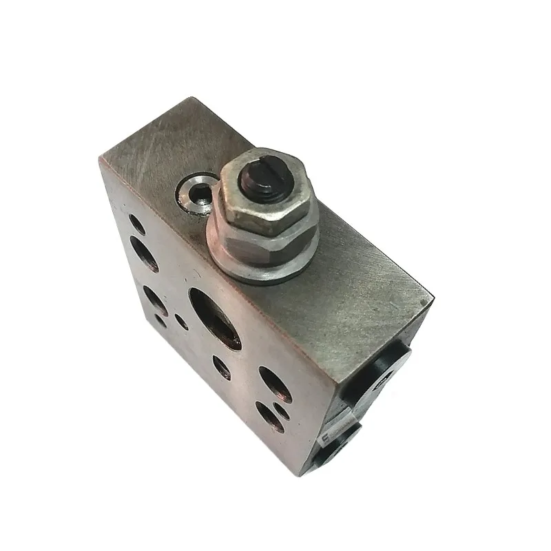 

Клапан в сборе PC200-6, редукционный клапан давления для экскаваторов Komatsu, детали гидравлической части 702-21-09147