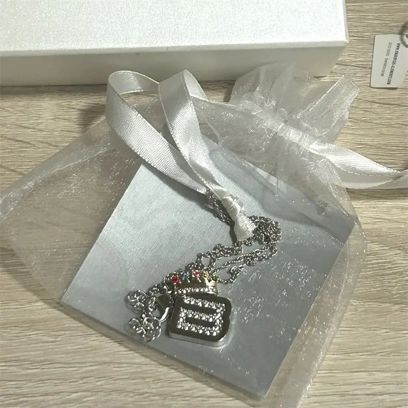 BIGBANG V.I.P SEAT ペンダント BIGBANG V.I.P SEAT ペンダント