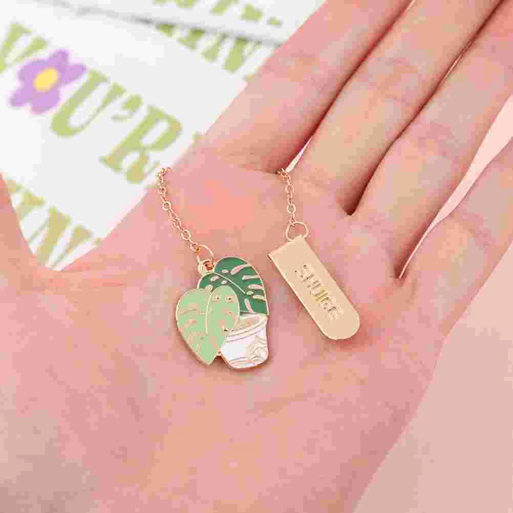

4 Pcs Plate Decorative Books Accessories Lovers Gifts Fresh Bookmarker for Metal Students Teacher Writers