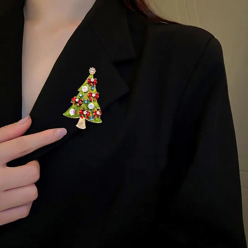 

Christmas Tree Brooches Multicolor Christmas Tree Brooch With Bowtie Dotted Scarf Gold Silver Metal Needles Brooch Accessories