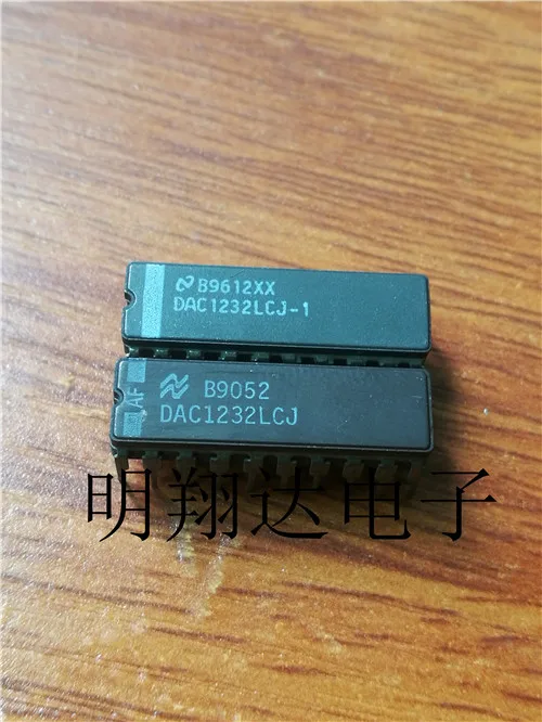 Free shipping  DAC1232LCJ LCJ-1   10PCS