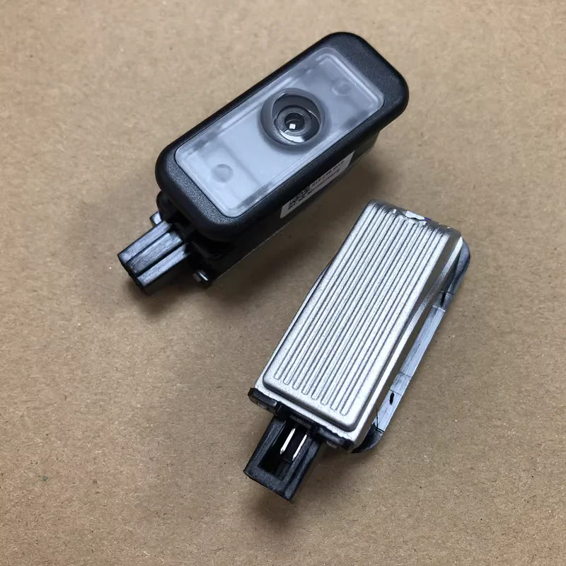 公式 | Audi Online Shop | ドアエントリーライト(フォーリングス