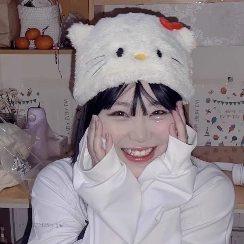 ハローキティ ぬいぐるみ メロンパン帽子 ハローキティ キティの散歩道 ぬいぐるみ メロンパン 未使用品