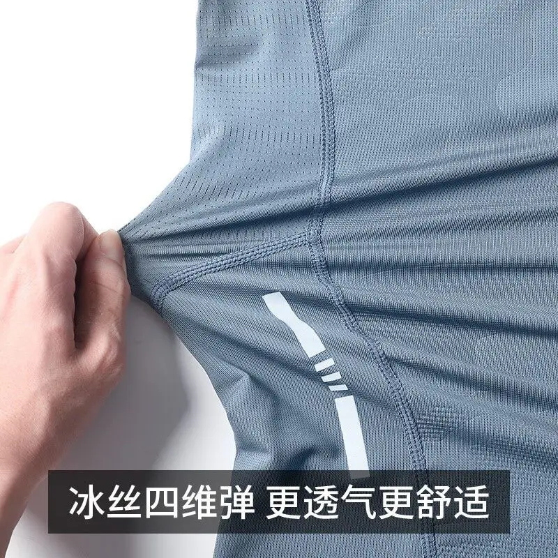 2023 Summer Ice Silk Fabric Motion Men's Set Man Round Neck Short Sleeve Breathable T-Shirts + Thin Style Quick Drying Shorts