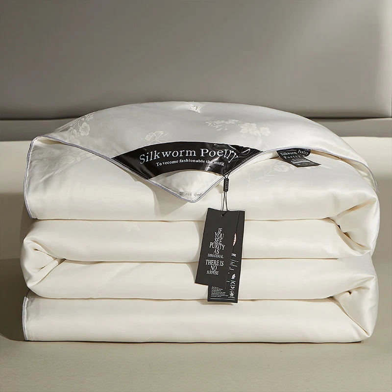 Genuine silk quilt 100% mulberry silk luxury warm quilt spring autumn winter single double comforter core Silk Quilt Bed Comforter