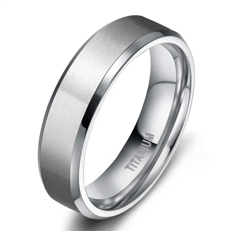 Elegant Silver Titanium Men's Wedding Band - Brushed Finish