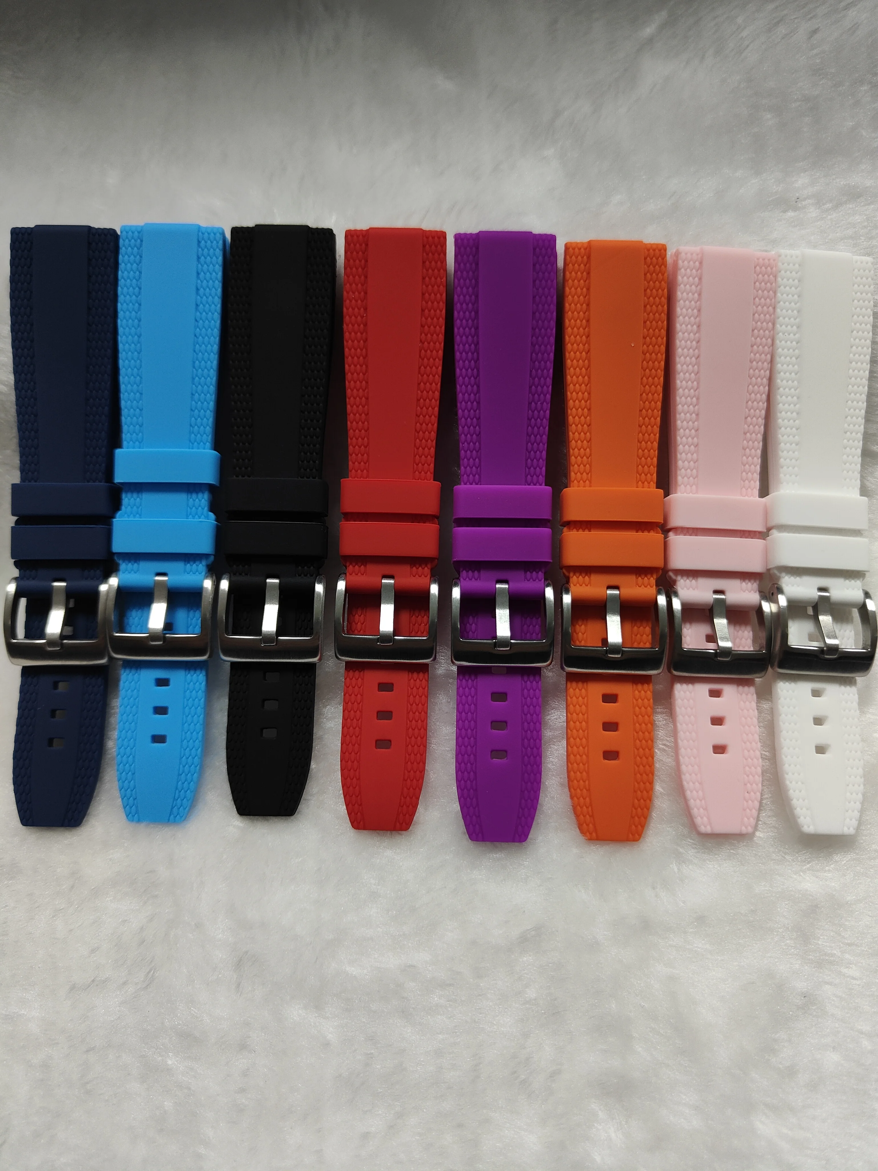 Premium Silicone Watch Strap, Waterproof Rubber Band Bracelet, 20/22mm