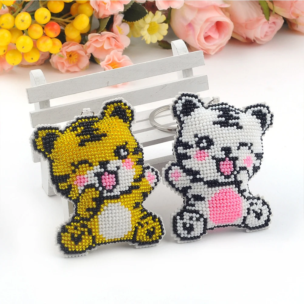 Cute Cartoon Beadwork Embroidery Keychain Craft Handmade Beads Cross Stitch Keyring Kit Gift for Friends 2/5Pcs