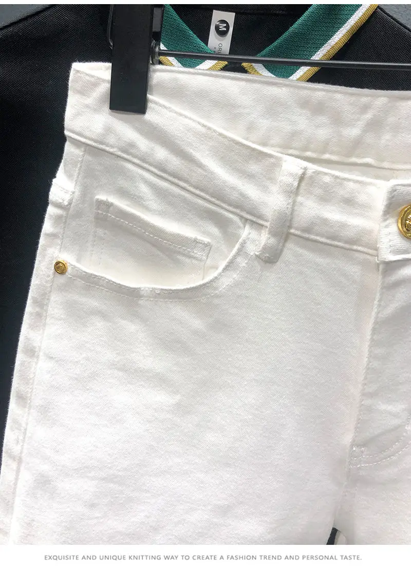 2023 new men's casual white embroidered denim shorts, casual