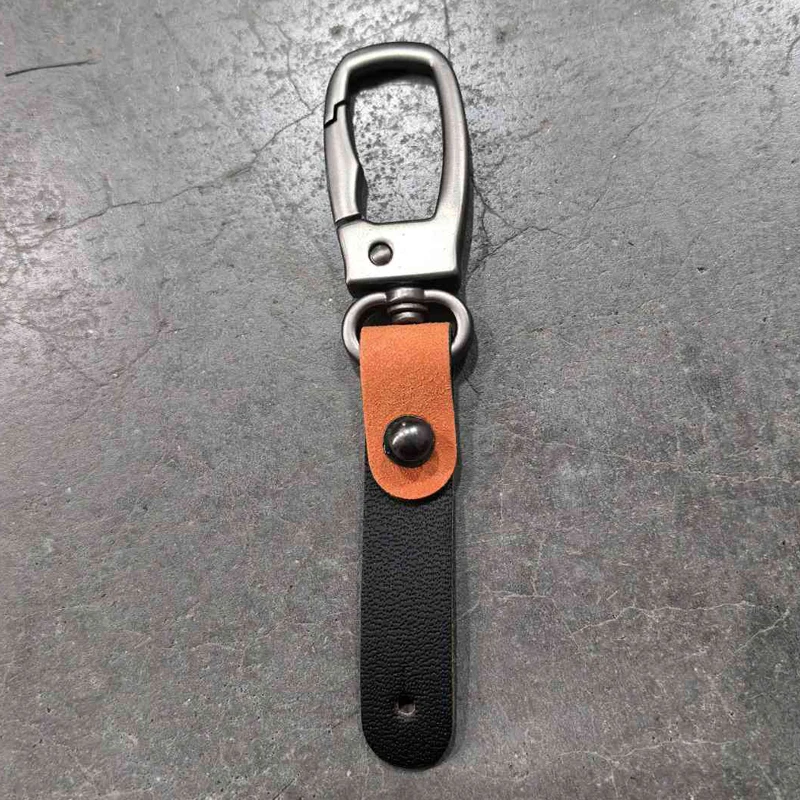 Handmade Leather Keyring - Retro Cowhide Key Holder & Organizer