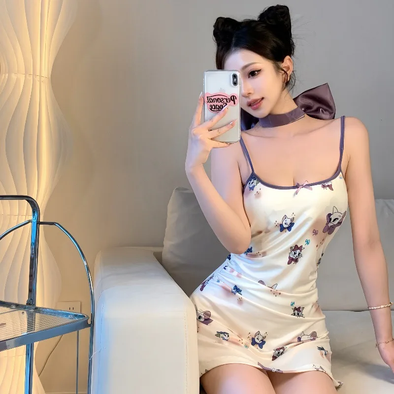 Autumn and Winter Sexy Sleeping Skirt Strap Pure Desire Wind V-neck Floral Pajama Set Bag Hip Skirt Y2K New Hot Sale