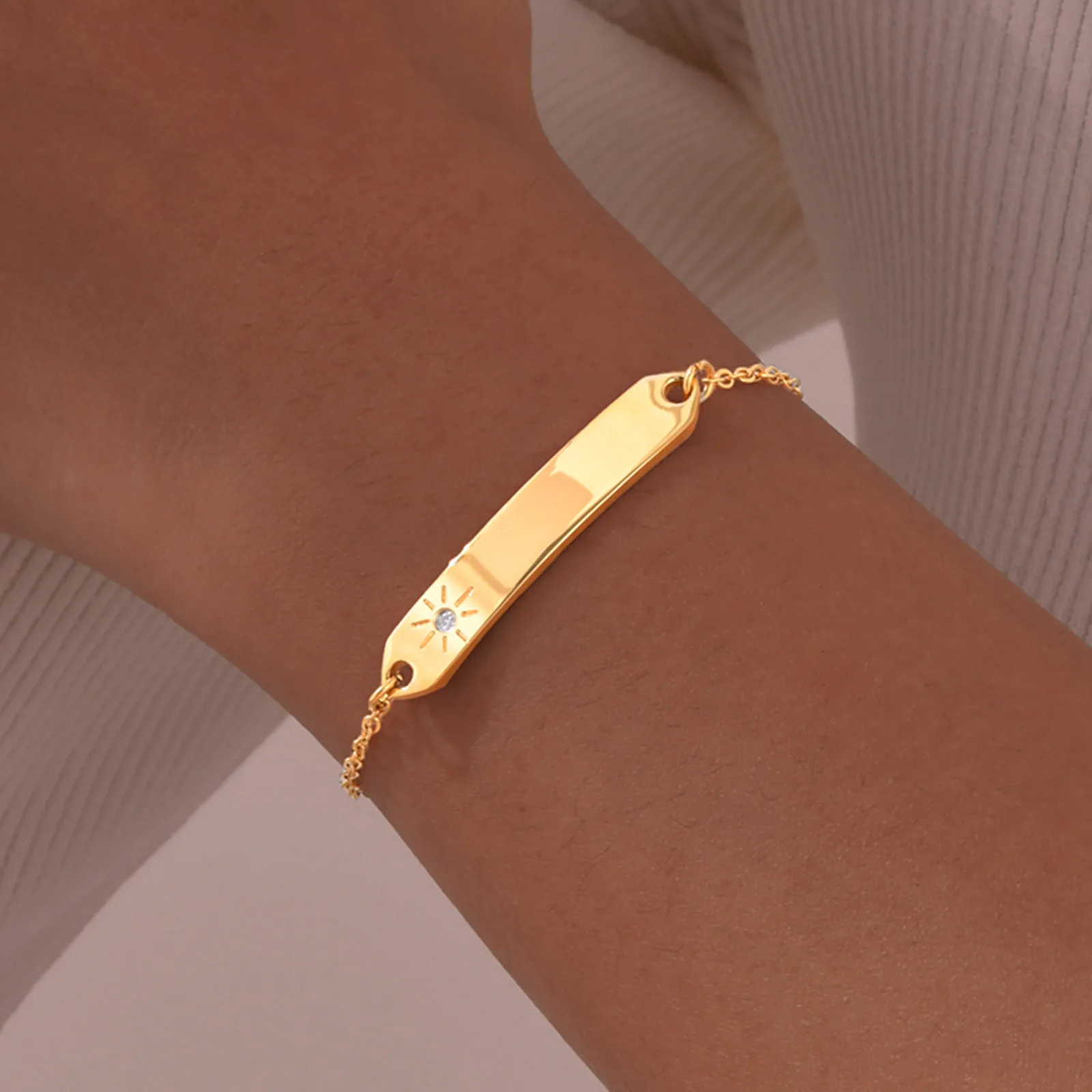 Benutzerdefinierte personalisierte Namens-ID-Armband Mädchen Jungen Geschenke, Edelstahl Panzerkette Link Krone Armband nicht allergisch – Detail 14