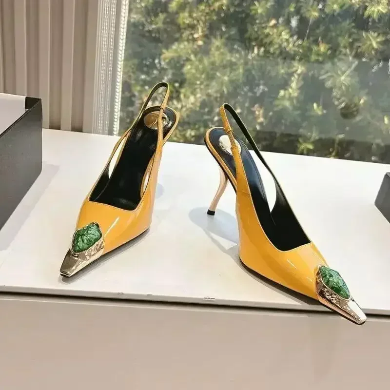 Yellow (Heel 7cm)
