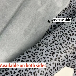 검정색과 회색의 레오파드 프린트 송아지 가죽, 두께 1.0mm, 부드럽고 내구성이 뛰어나 지갑, DIY 가죽 제품 등에 적합합니다.