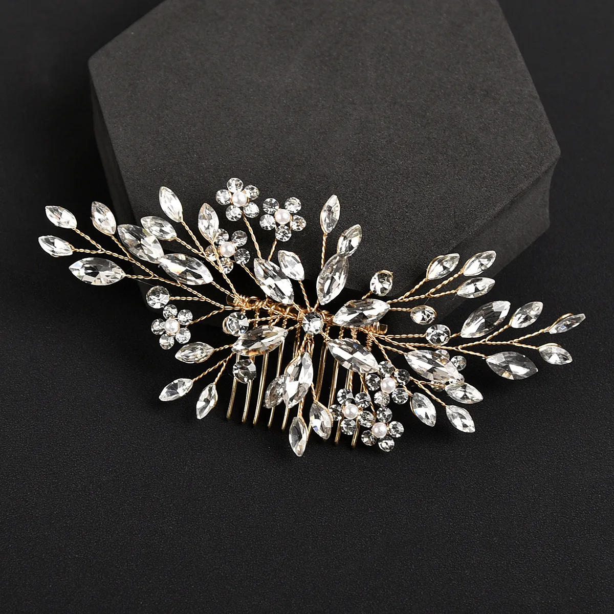 Hair Comb Hair Accessory Hair Headdress Bridal Headwear New Hair Card Bridal Headdress Handmade Inlaid Crystal Comb Ladies Rhinestone Gift Wedding Portrait Accessories