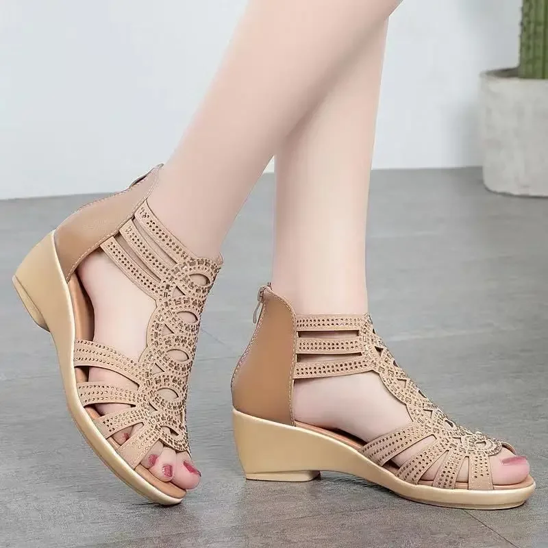 BCEBYL 2024 Summer New Soft Leather Sandals Soft Bottom Increased Mother Shoes Fashion Outerwear Ladies Sandals Women's Shoes