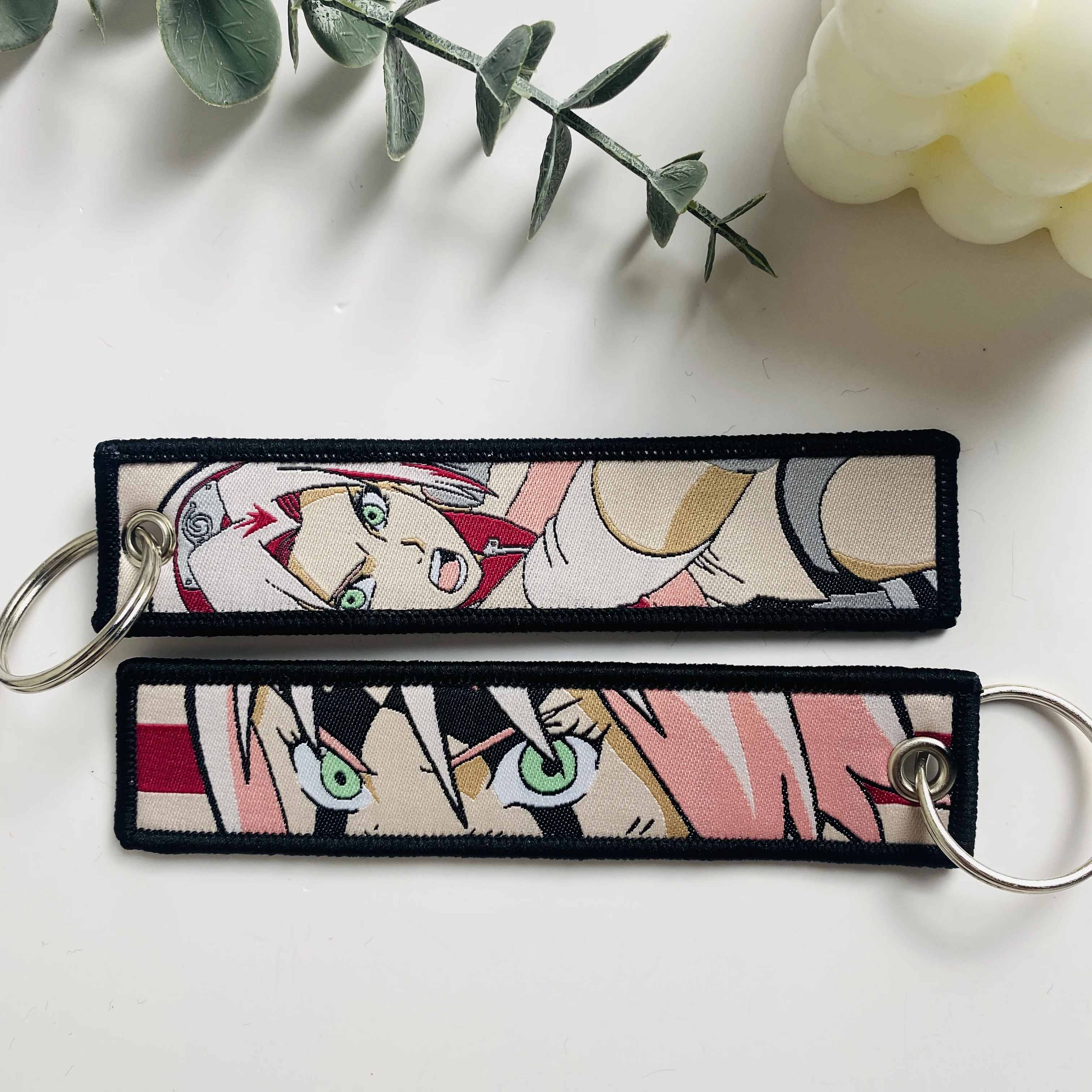 Anime Charakter Coole Schlüsselanhänger Stickerei Schlüsselanhänger für Motorräder Autos Tasche Rucksack Schlüsselanhänger Mode Schlüsselanhänger Souvenir Geschenke – Detail 2