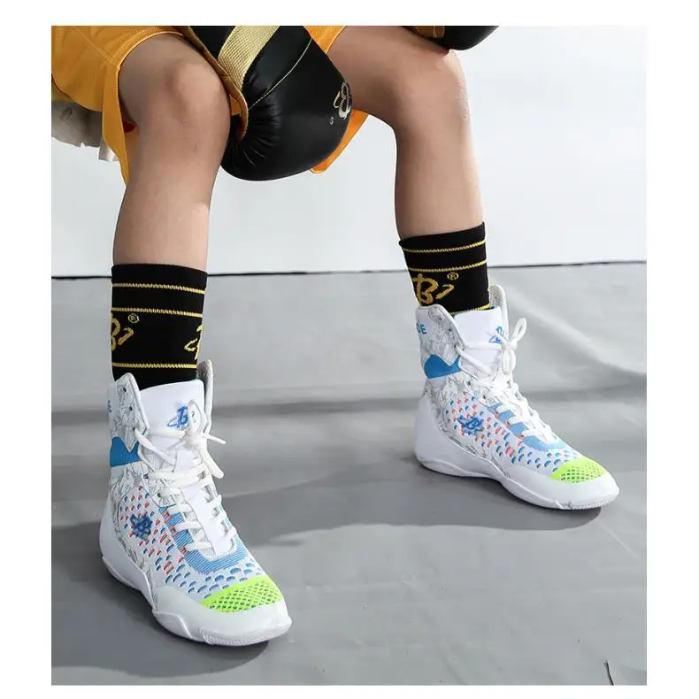 Men's and Women's Lightweight Wrestling Shoes Breathable Mesh Boxing Sneakers Sneakers Men's Training Boxing Shoes