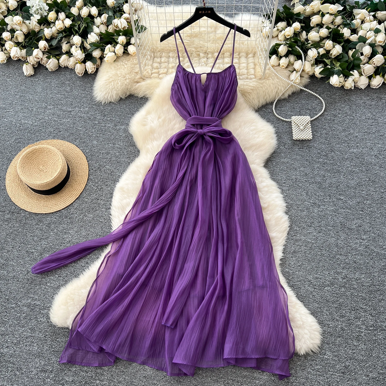 Penélope® | Sexy holiday beach dresses with fixed hook and flowers, hollow out V-neck main image 1