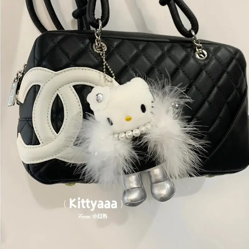 

Sanrio Hello Kitty Pendant Keychain White Grass Plush Doll Bag Exquisite Small Accessories Cute Cartoon Book Bag Hanging Gifts