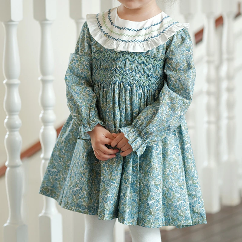 

2023 Little Girls long Sleeve Handmade Smocked Floral Dress Spring Children Costumes Vestido Spanish Princess Embroidery Dress