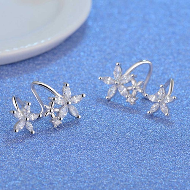 Sweet Lady Flower Curved Ear Clip Zircon Piercing Snag Earrings Stud Temperament Female Simple Earrings Women Jewelry