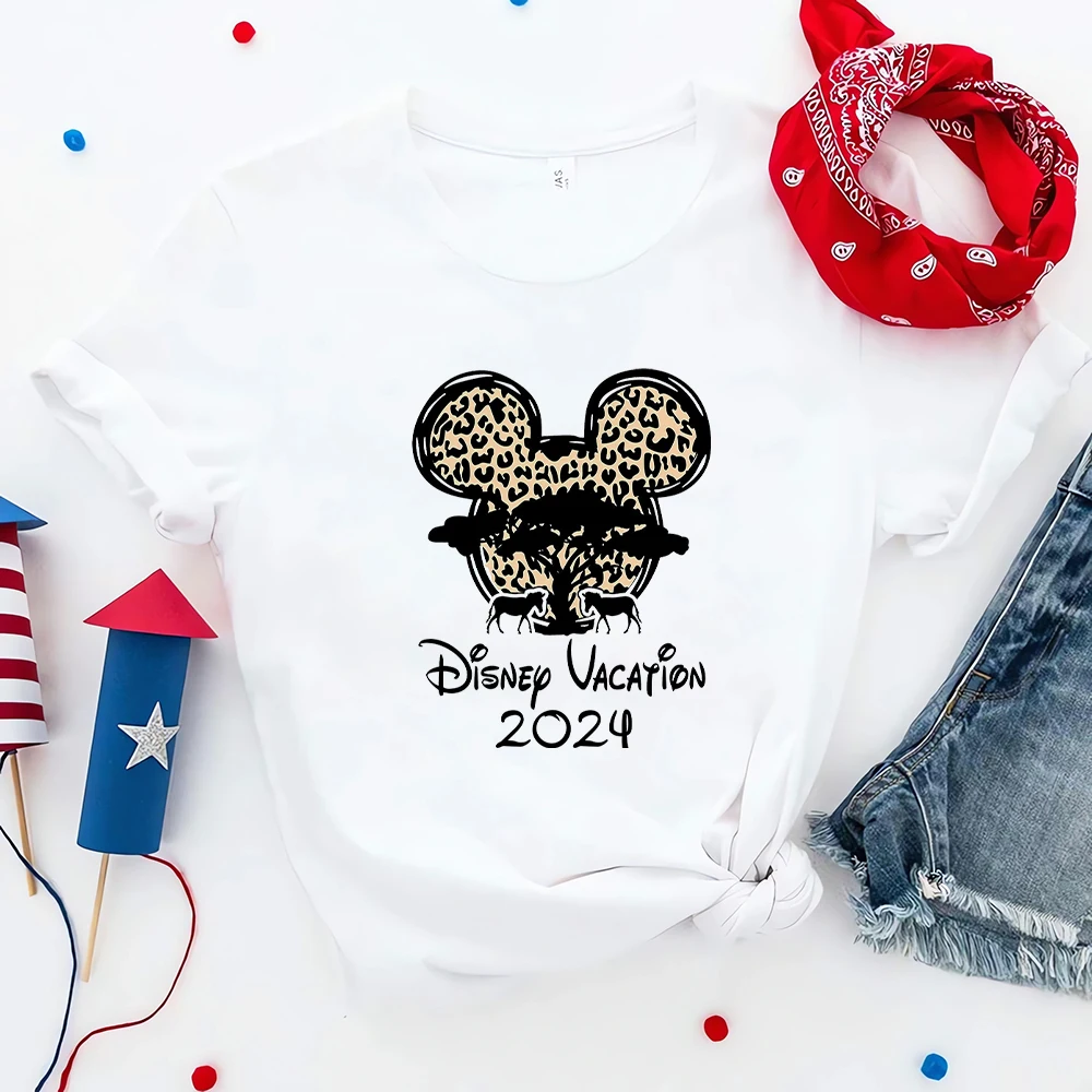 

Disney Vacation 2024 Women's Clothes Wild Animal Kingdom Mickey Fashion T-shirts Short Sleeve Summer Tops Mother Kids T Shirt