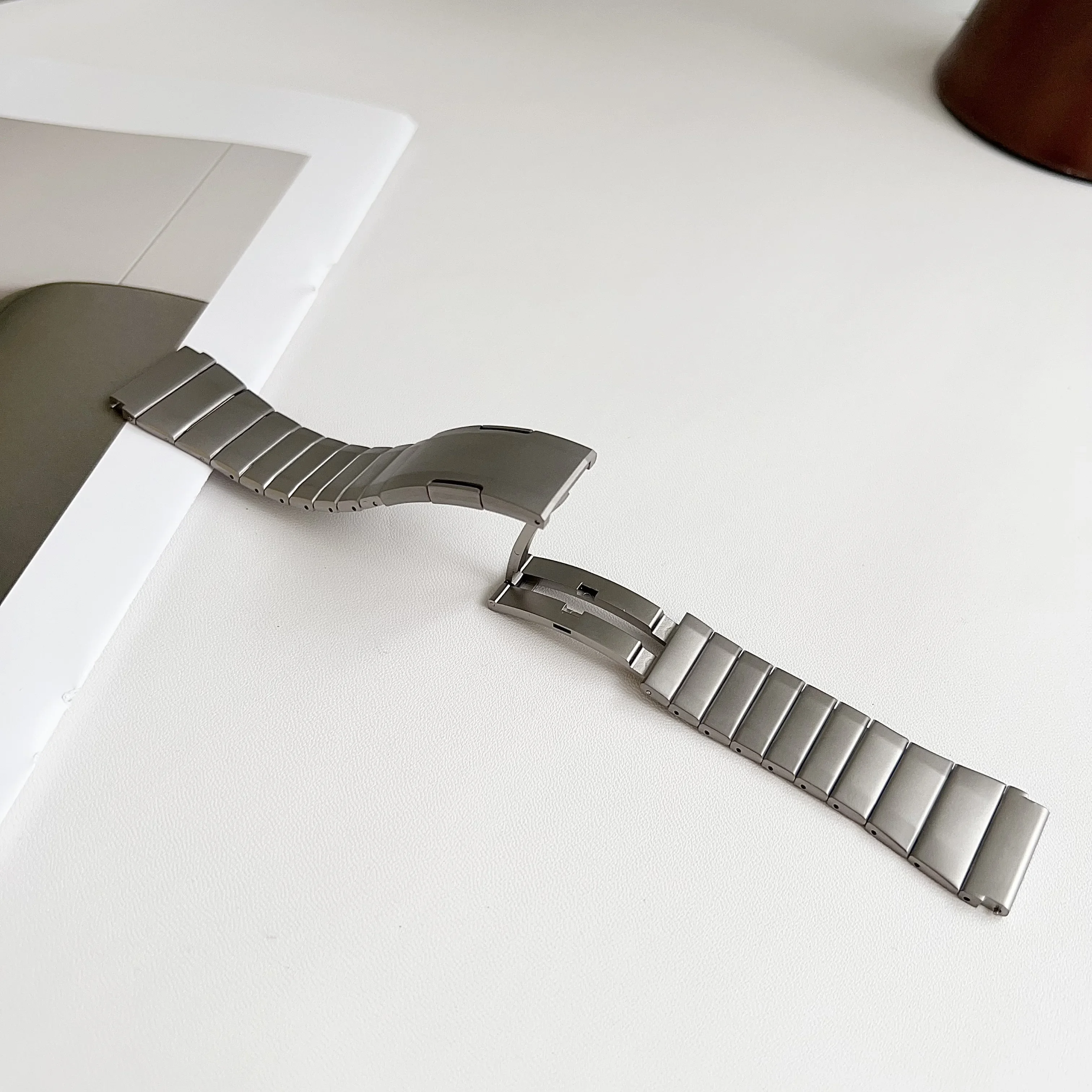 22mm Stainless Steel Business Fashion Metal Watch Band