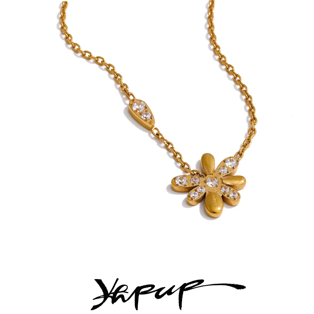 Yhpup Delicate Stainless Steel Zirconia Flower Necklace