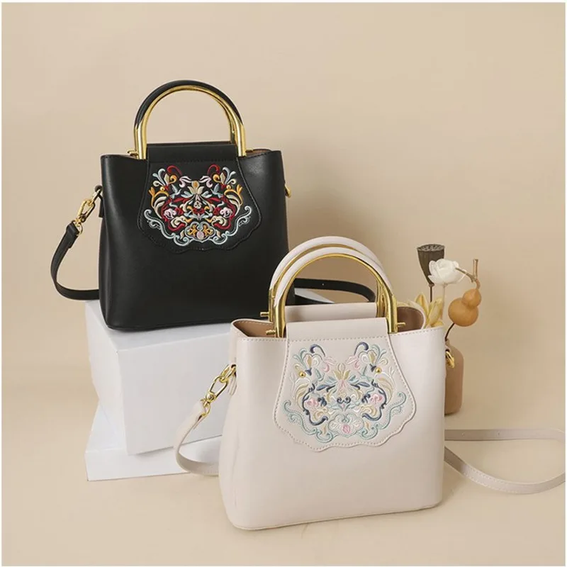 

New Crossbody Shoulder Bags Commuting Creative Women's Literary Chinese Style Zipper Sewn Fashion Handbag Tote Bag Trend Design