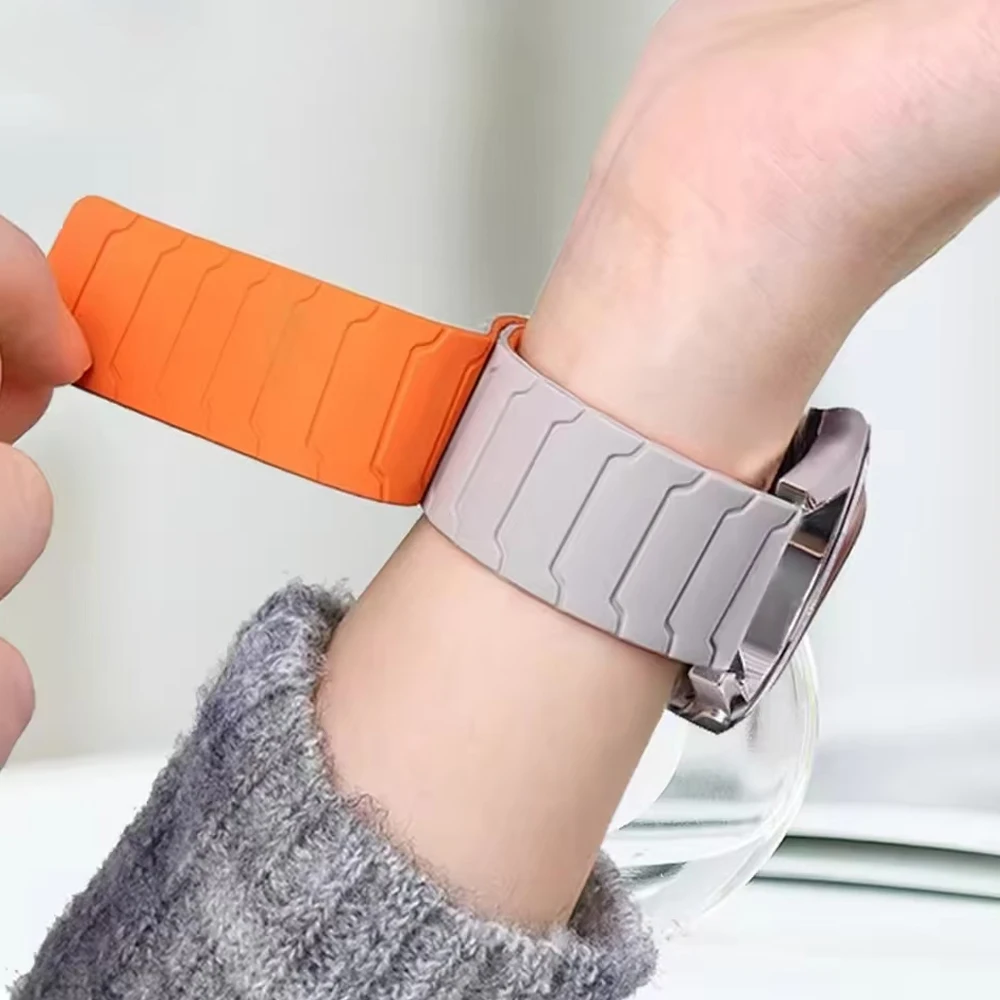 Magnetic Loop Silicone Watchband Bracelet, 20/22mm