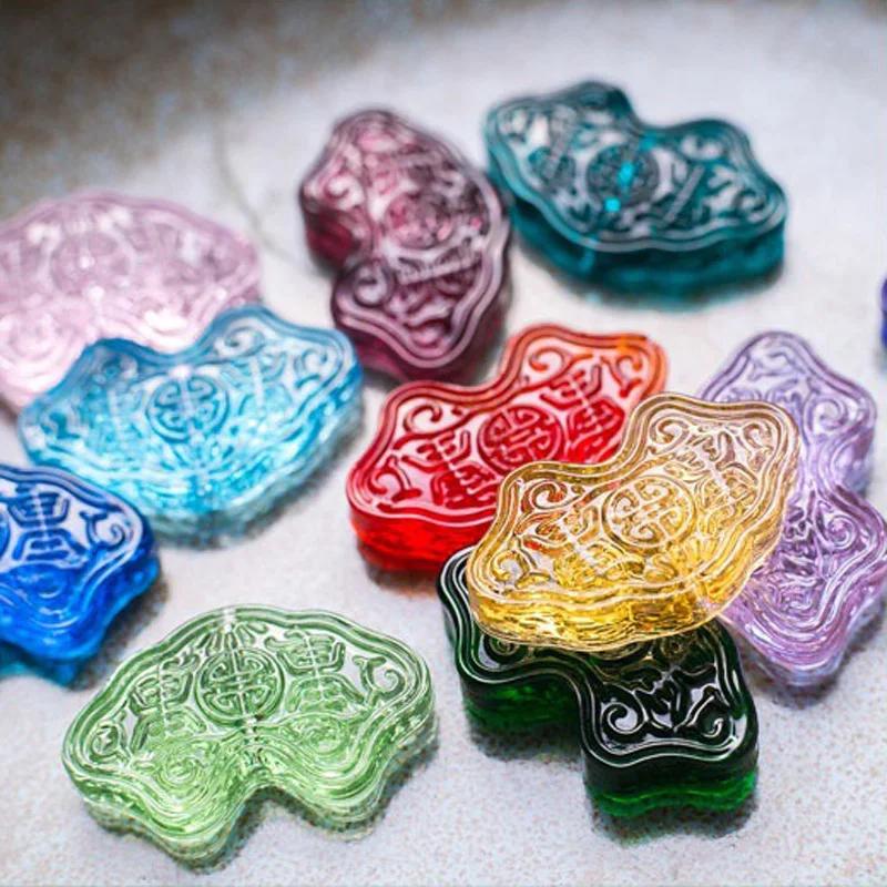 

2pcs 30x20mm Chinese Saft Fan Shape Retro Charms Handmade Lampwork Glass Loose Craft Beads for Jewelry Making DIY Crafts