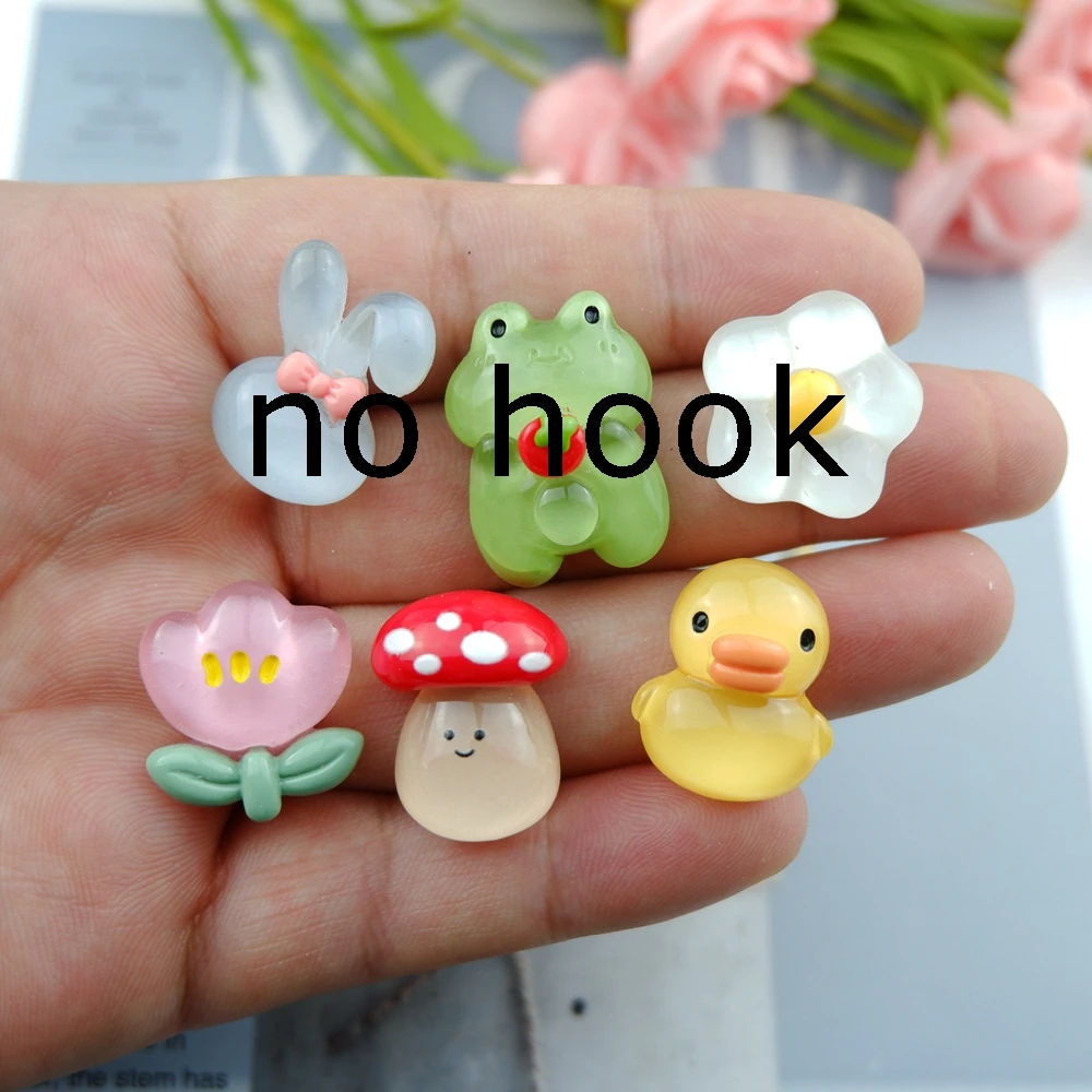 Floral and Nature-Inspired Charms for DIY Jewelry and Accessory Crafting - Bulk Wholesale
