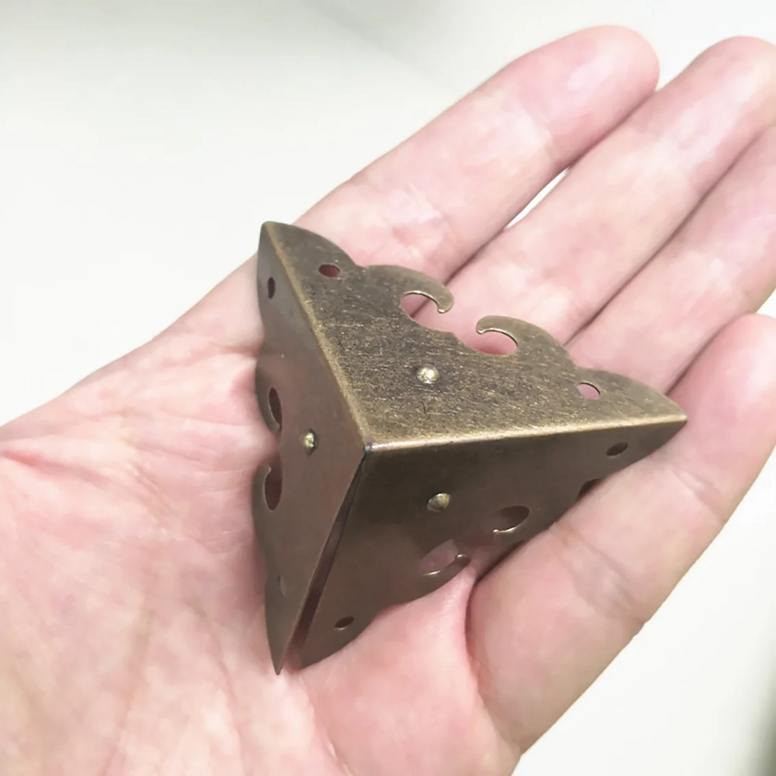 Protezioni Angolari In Metallo Vintage - Set Da 6, Per Battiscopa, Bronzo, 18 Pezzi Totali - Foto 5