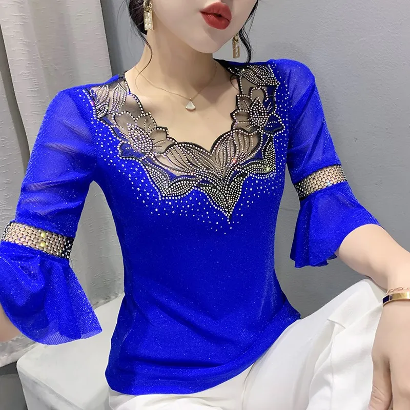 Summer T-irt Women's V-ne Lace Splice ort Sve Glittering Diamond Faionable Me Top Korean Sle Commute Wind
