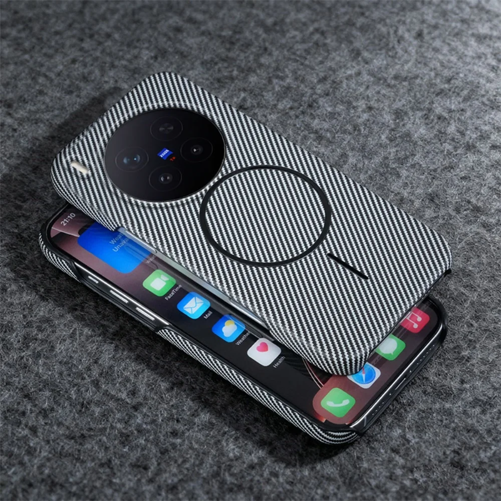 Carbon Fiber Kevlar Half Frame Magnetic Phone Case with Wireless Charging Compatibility