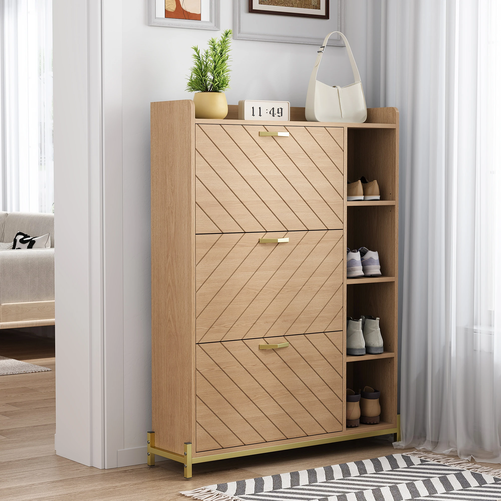 Schuhschrank im nordischen Stil mit Klappdeckel, Eichenholzoptik, drei Türen, großes Fassungsvermögen, ultradünner Eingangsbereichschrank, offene Seitenregale. – Detail 10