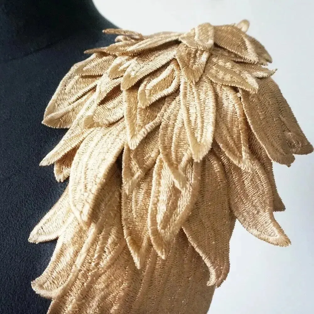 2Pcs 자 수 천사 날개 골드 브라운 Applique 바느질 꽃 칼라 패치 웨딩 파티 가운 신부 드레스 의류 DIY 공예