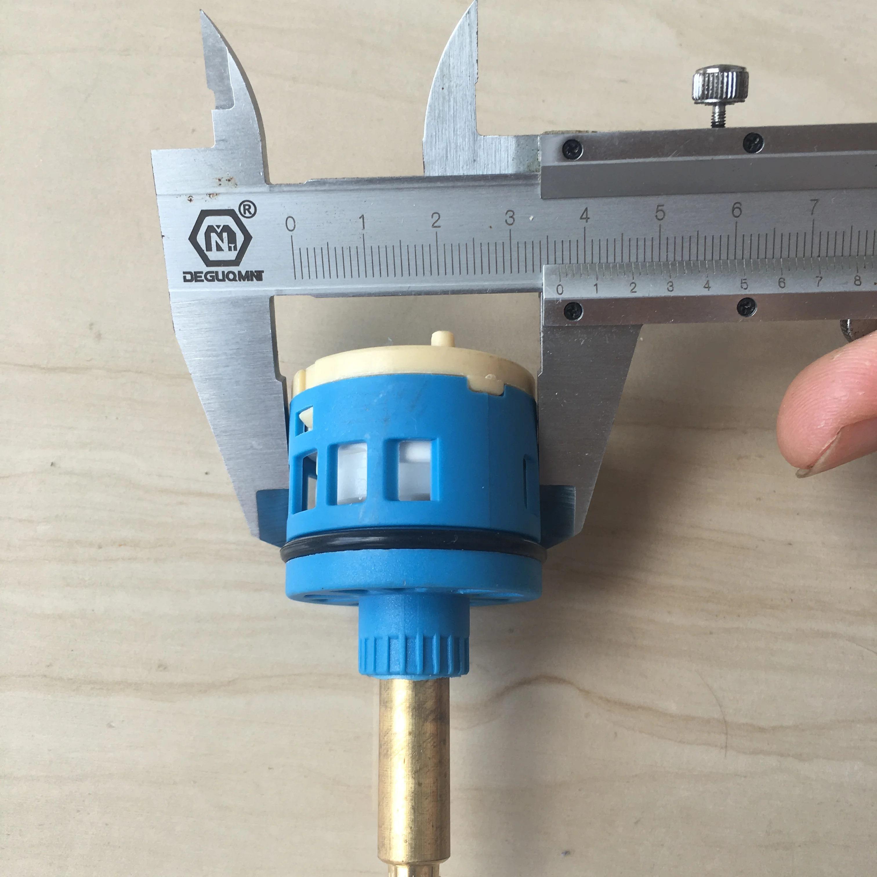 Wall Mounted Concealed Shower Faucet Diverter Valve Shower Faucet Cartridge 5-hole Water Separator Valve Core