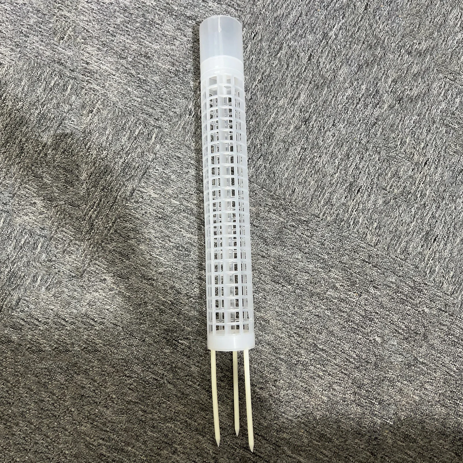 Plastic Plant Cages Supports Moss Pole Automatic Watering Continuous Moisture Pole Mesh Structure for Garden Climbing Plants