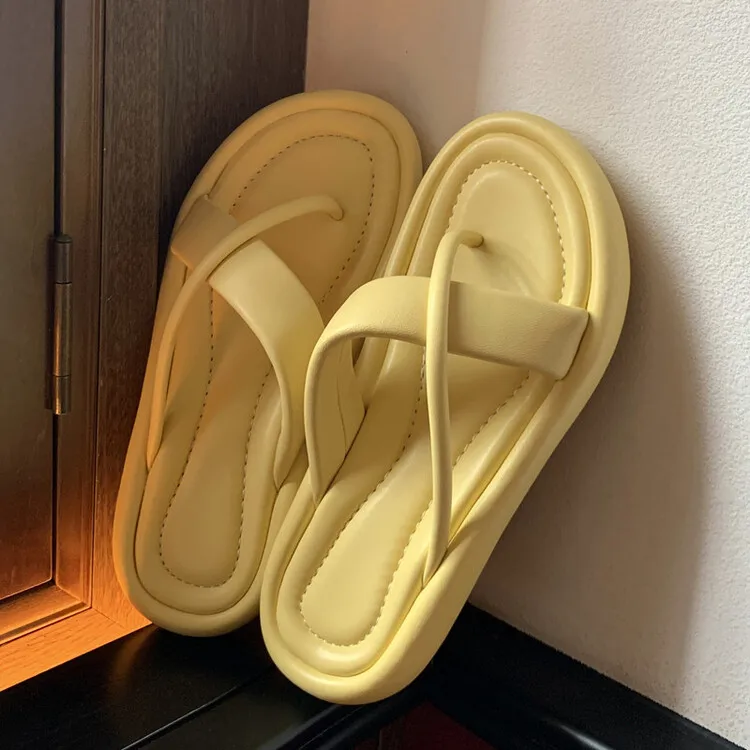 

2022 Chic Design Yellow Leather Women Flip Flops Platform Flats Summer Slides Brown Soft Walking Espadrilles Tenis Slippers