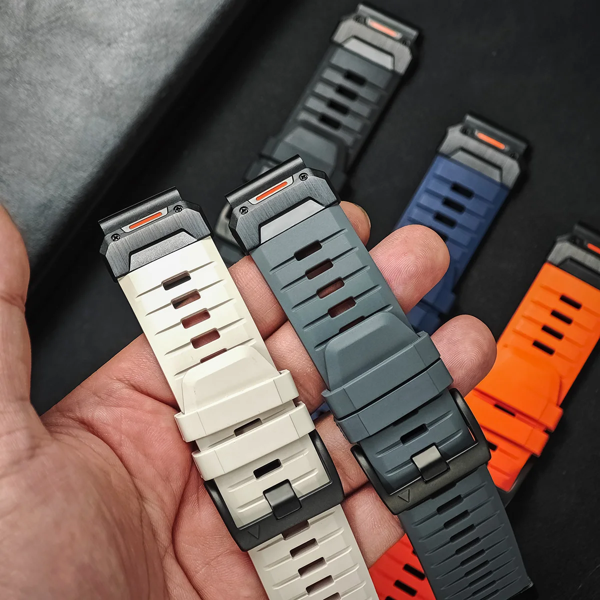 Quick Fit Fluororubber Watch Strap - Durable & Versatile Replacement Band (22/26mm)