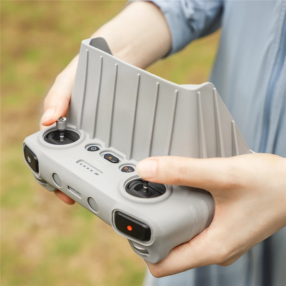

Suitable for DJI RC Remote Control Soft Silicone Case Mini 3 Pro Protective Cover with Sun Shield Hood Accessories