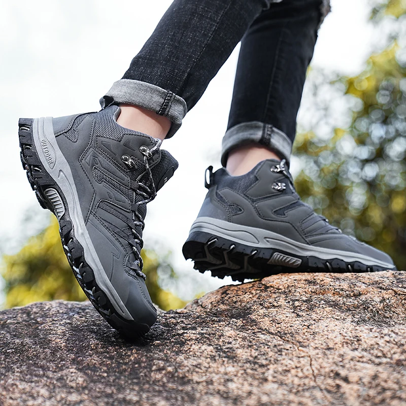 Outdoor shoes for women wear-resistant waterproof and anti slip hiking shoes tourist shoes men's casual sports shoes hiking shoes